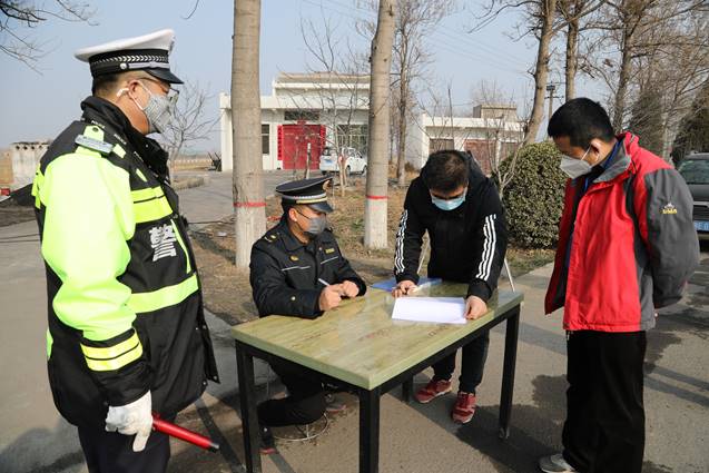 http://weinan.qinfeng.gov.cn/__local/B/1C/37/6A3CFC025129949F37EE94E4B88_B7325B5B_CF49.png